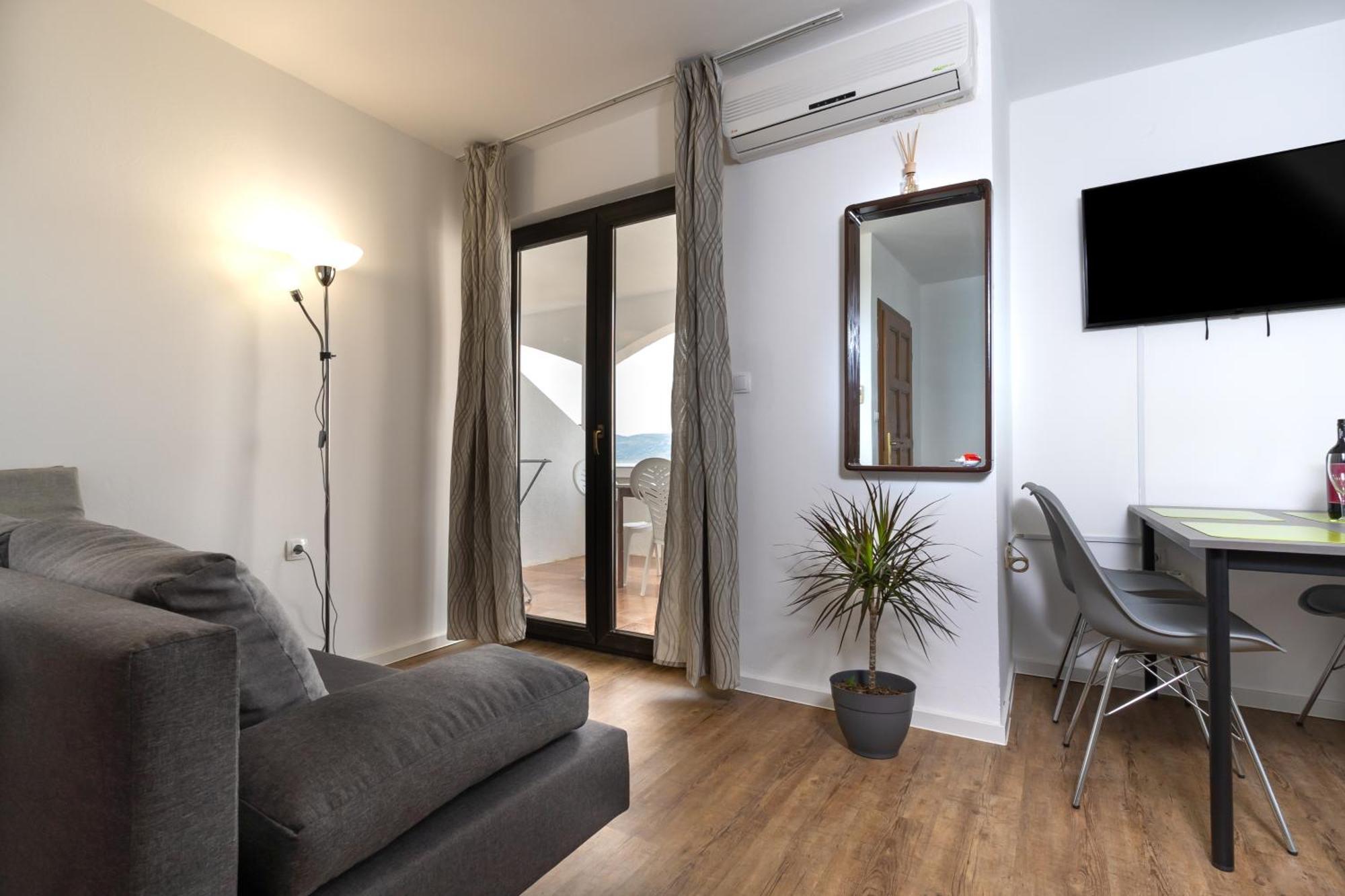 Apartments Dida Sime Starigrad Paklenica Esterno foto