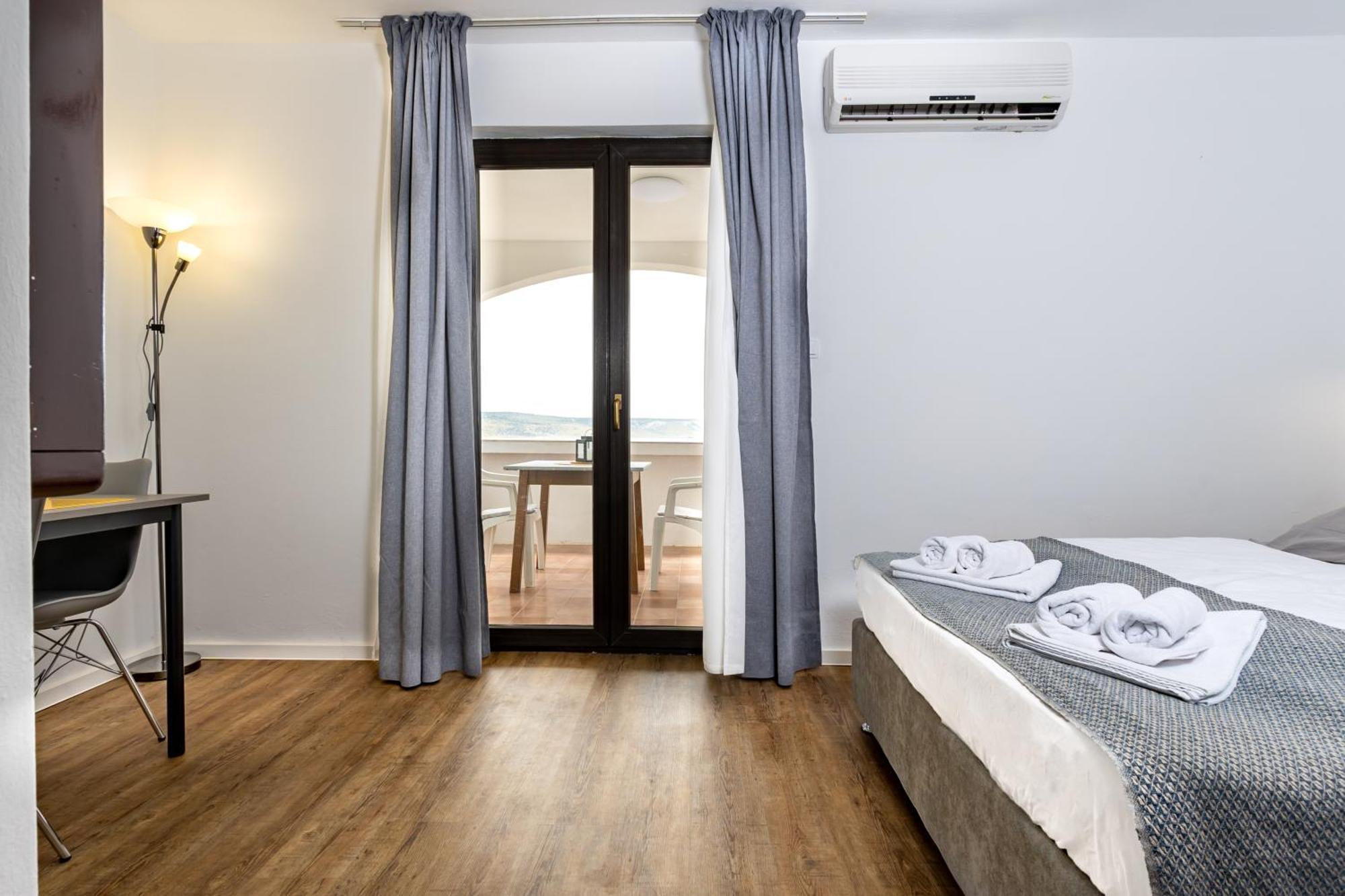 Apartments Dida Sime Starigrad Paklenica Esterno foto